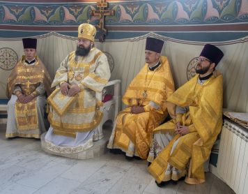 В храме иконы Божией Матери «Избавительница» г. Жодино архиерей совершил Литургию