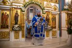 В канун дня почитания иконы Божией Матери «Избавительница» епископ Амвросий совершил всенощное бдение
